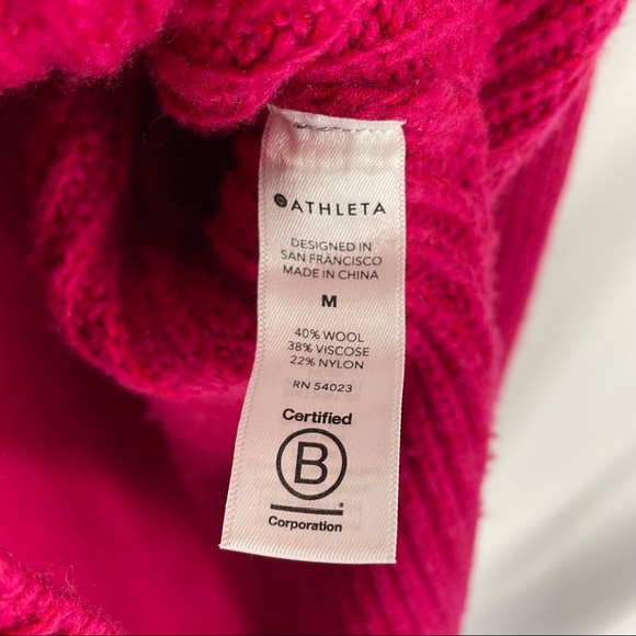 Athleta  Shasta V-Neck Oversized Sweater Fuchsia Size M Wool Blend - Picture 8 of 10